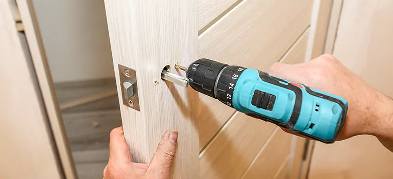 Old Door Knob Repair in Port Charlotte, FL